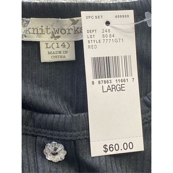 Knit Works Button Girl’s LARGE Top and Plaid Scooter Skirt Set - Picture 8 of 13